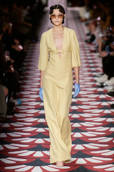 Look 28